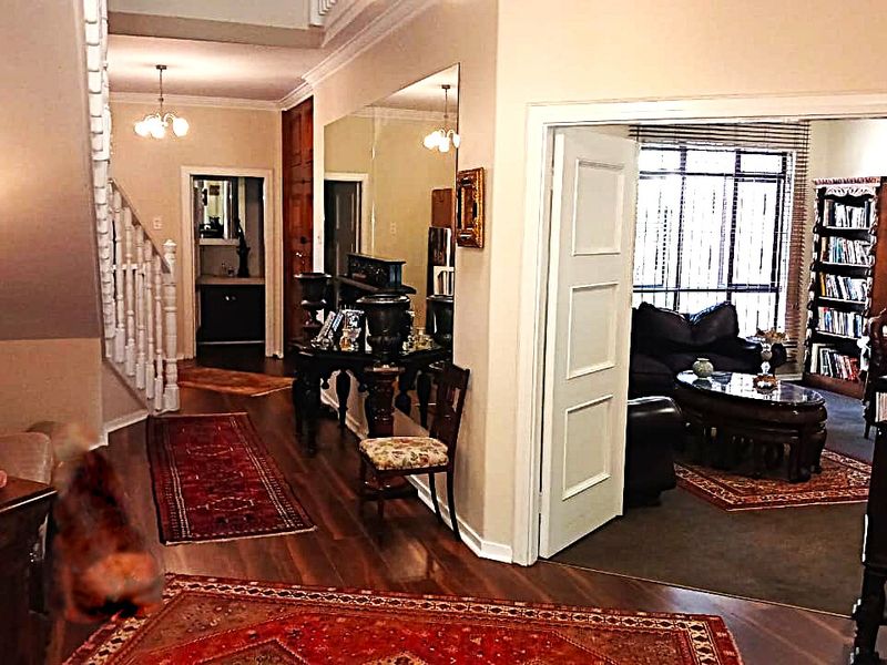 Stylish 4-Bedroom North facing Duplex for Rent in Prime Location - Photo 10