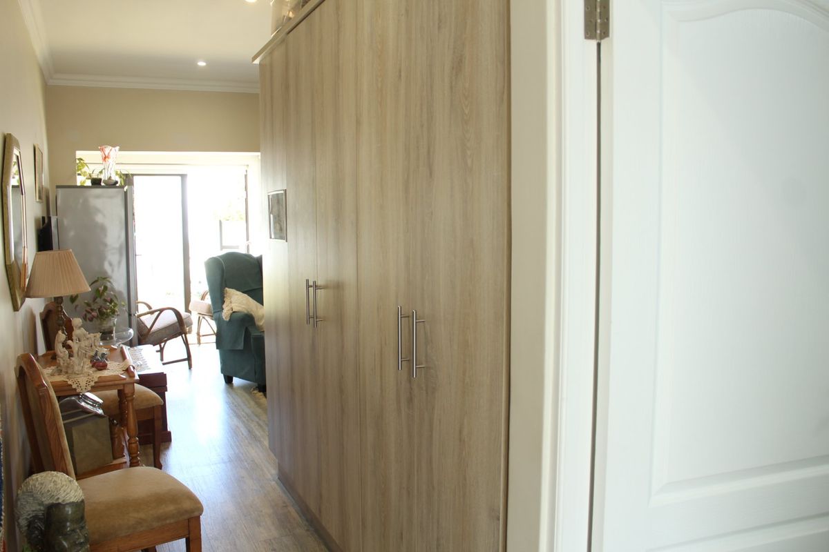 1 Bedroom Apartment To Rent in Zevenwacht Retirement Village - Photo 2