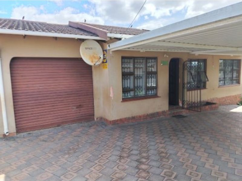 3Bedrooms house for sale in Esikhawini. - Photo 5