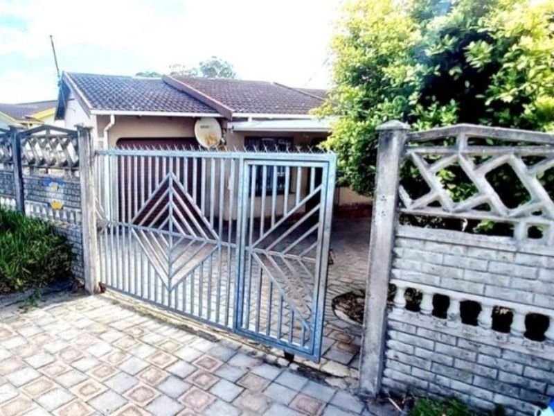 3Bedrooms house for sale in Esikhawini. - Photo 6