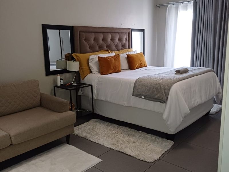 Discover modern living at its finest with this beautiful, move-in-ready home designed for comfort and style. - Photo 7