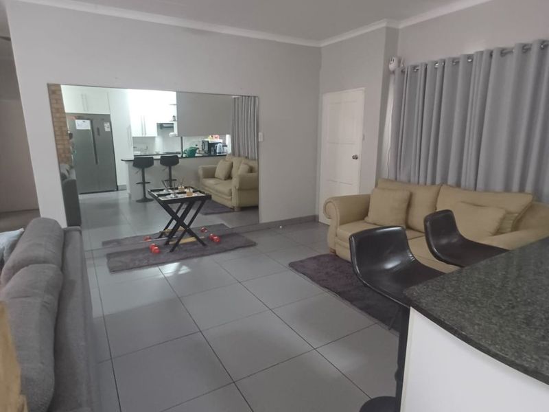 Discover modern living at its finest with this beautiful, move-in-ready home designed for comfort and style. - Photo 5