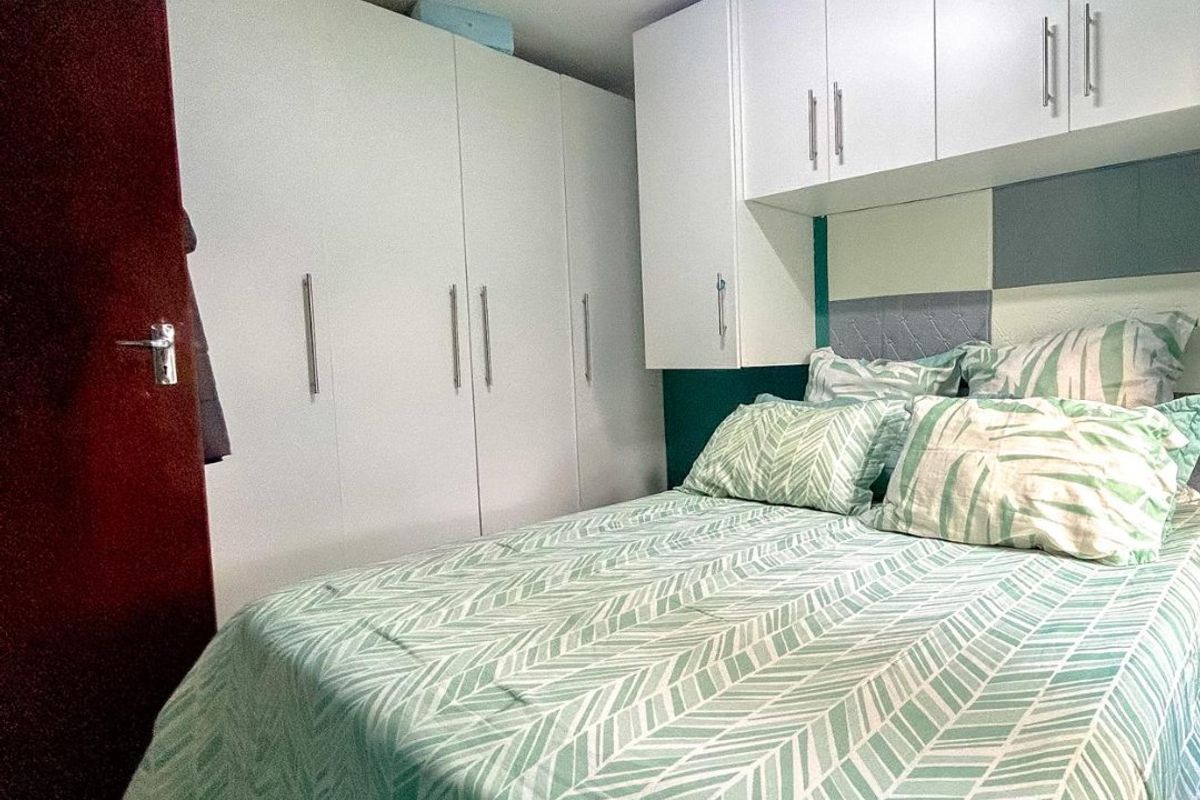 FOR SALE: Modern 2-Bedroom Town Home with Enclosed Yard – Firgrove Mews - Photo 5