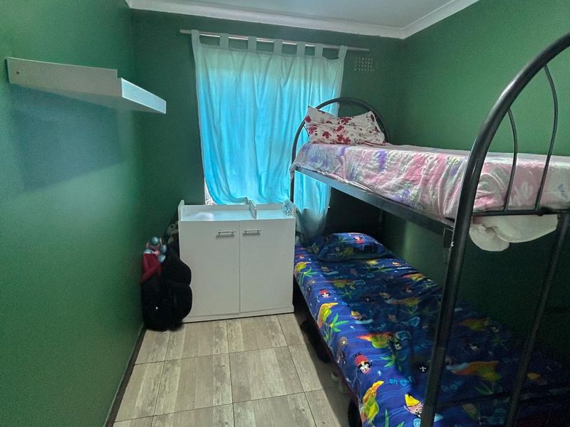 FOR SALE: Modern 2-Bedroom Town Home with Enclosed Yard – Firgrove Mews - Photo 7