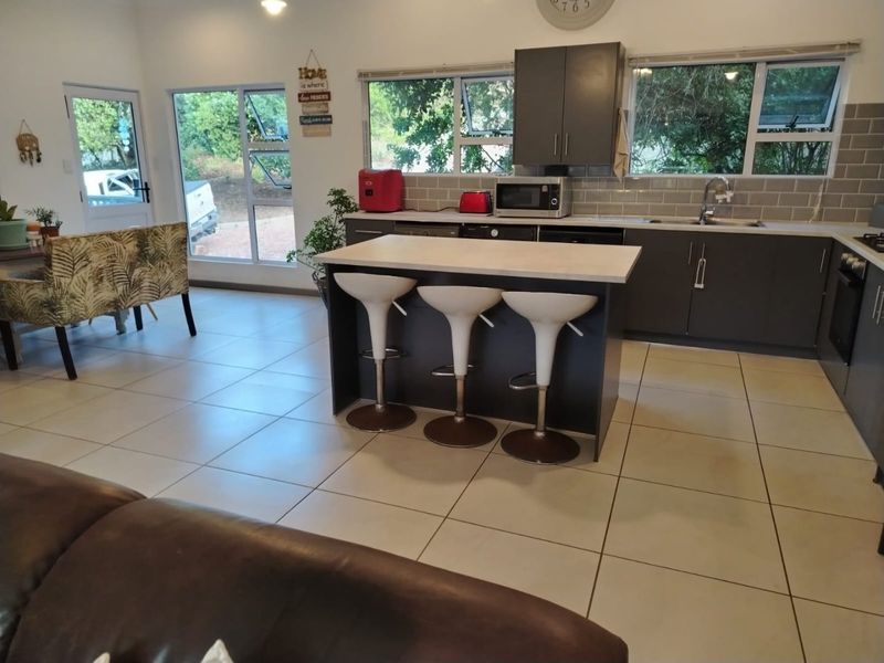 And the living is easy...  modern coastal gem in Wilderness. - Photo 10