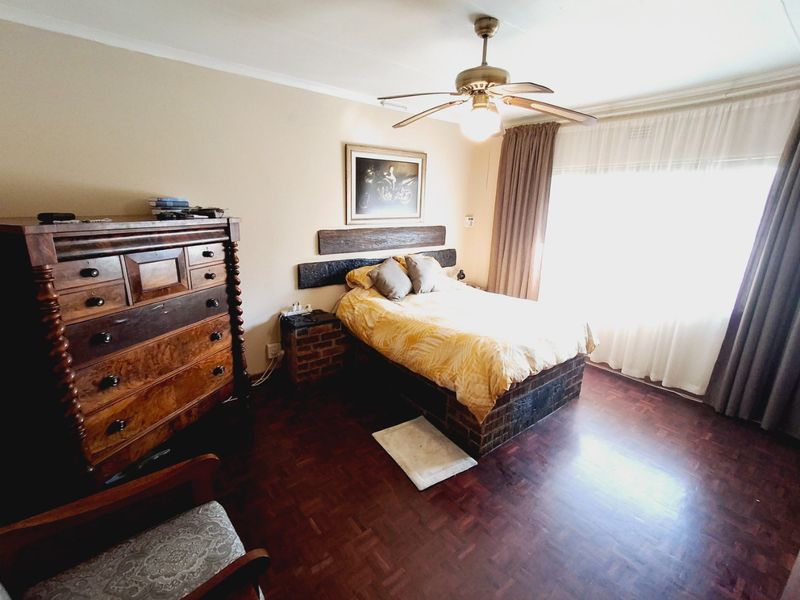 Vaalpark Family Home with Pool and Solar Joy - Photo 8