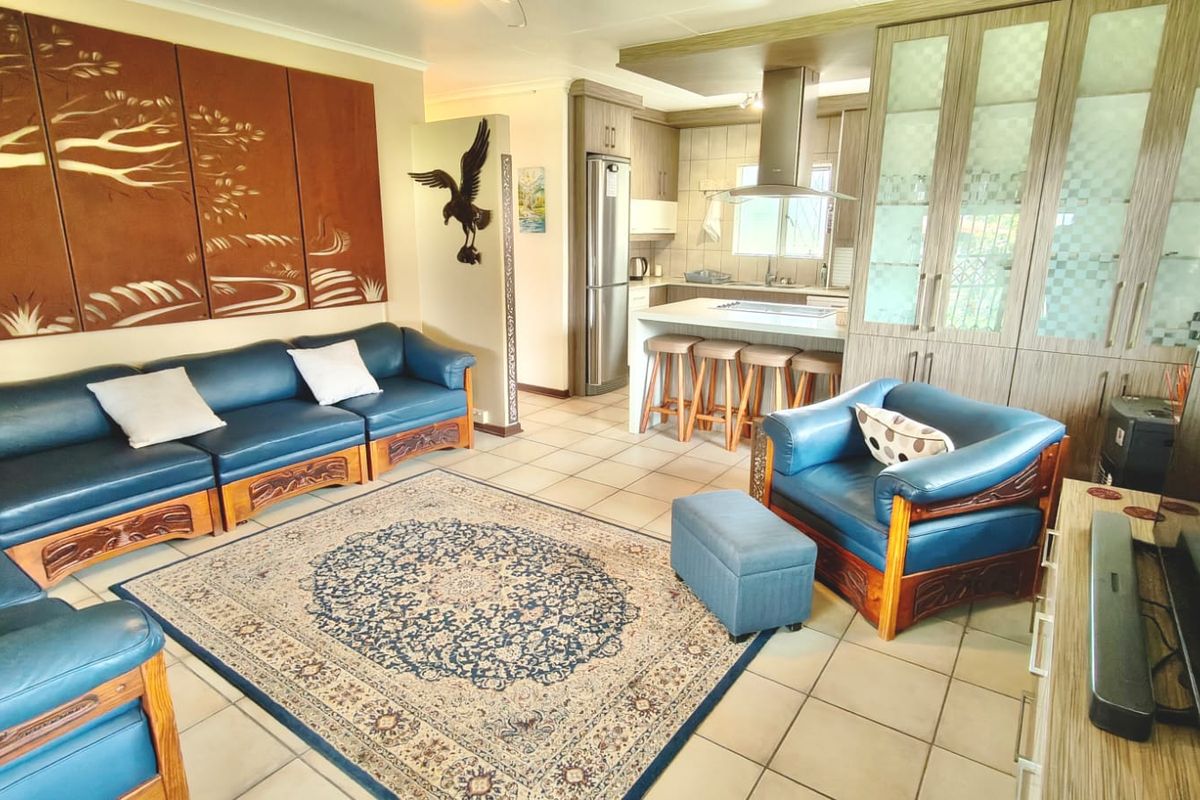 Full turn Key property with Boat and 2x Jetskis - Photo 5