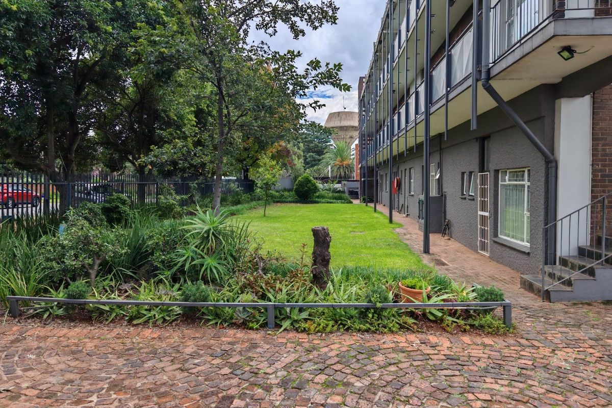 2 Bedroom Apartment for rent in Linden Ext - Photo 3