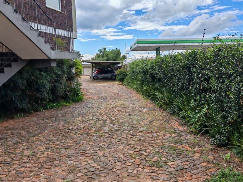 2 Bedroom Apartment for rent in Linden Ext - Photo 5