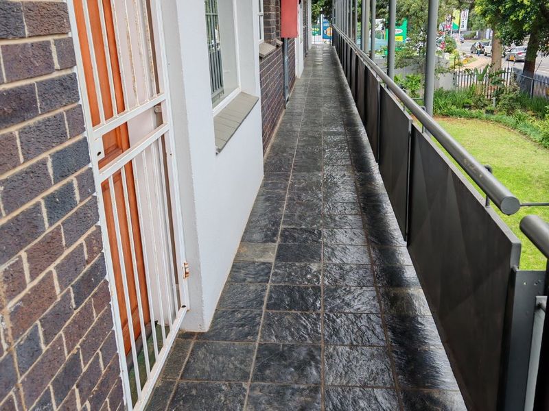 2 Bedroom Apartment for rent in Linden Ext - Photo 9