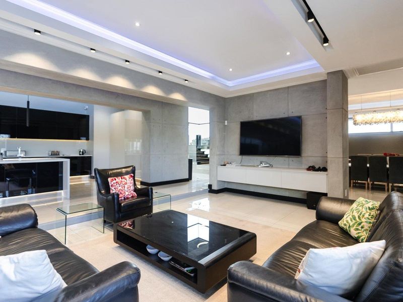 Discover the Power of Elegance | 5 En-Suite Bedroom House - A Masterpiece of Architectural Excellence in Midstream Ridge Estate. - Photo 10