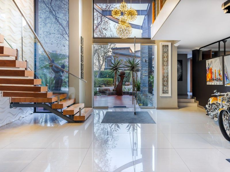 An Exceptional Lifestyle Awaits in Serengeti Estates - A Home Designed for Living and Entertaining - An Opportunity Not to Be Missed. - Photo 6