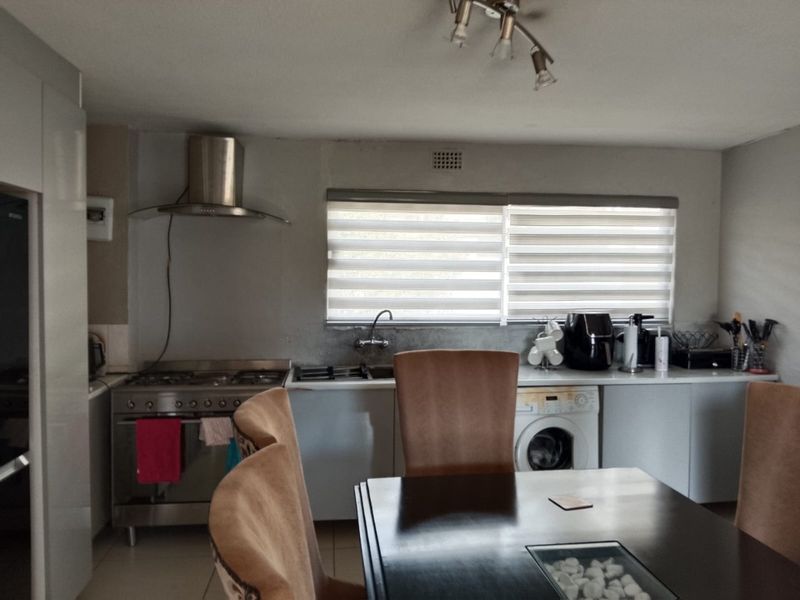 3 Bedroom House for Sale in Ormonde - Photo 5