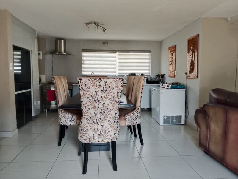 3 Bedroom House for Sale in Ormonde - Photo 7