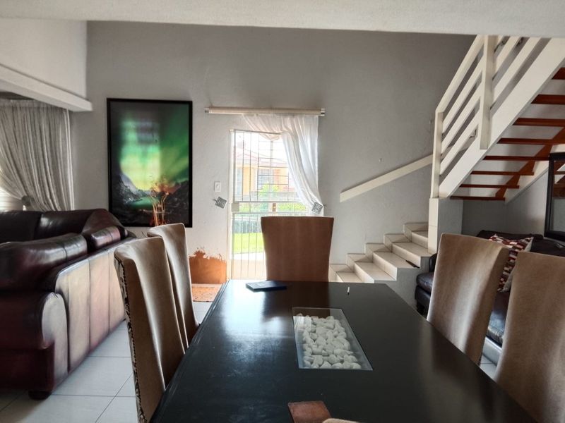 3 Bedroom House for Sale in Ormonde - Photo 6