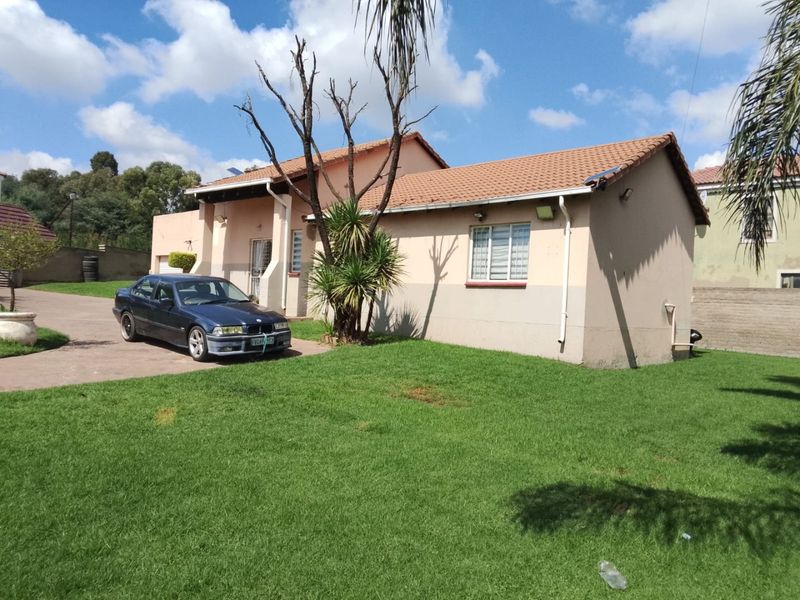 3 Bedroom House for Sale in Ormonde - Photo 1