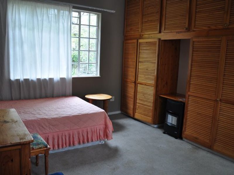 Charming Kensington Home + 3 Income- Generating Cottages - Photo 8