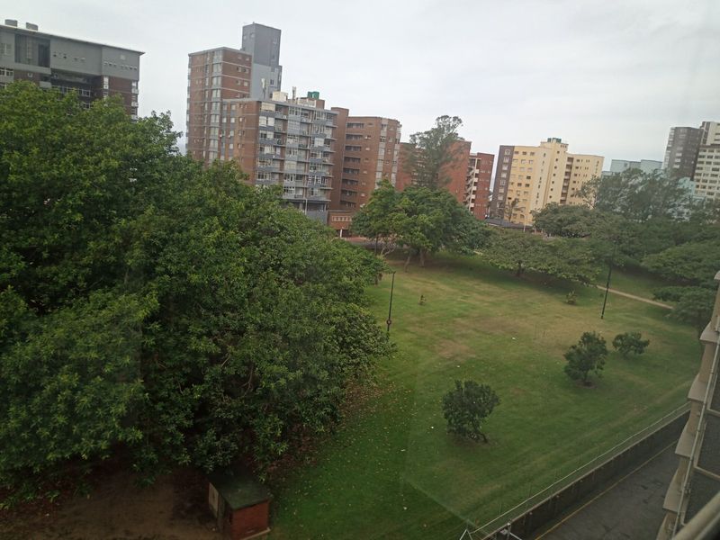 Rental property to let in north beach - Photo 3