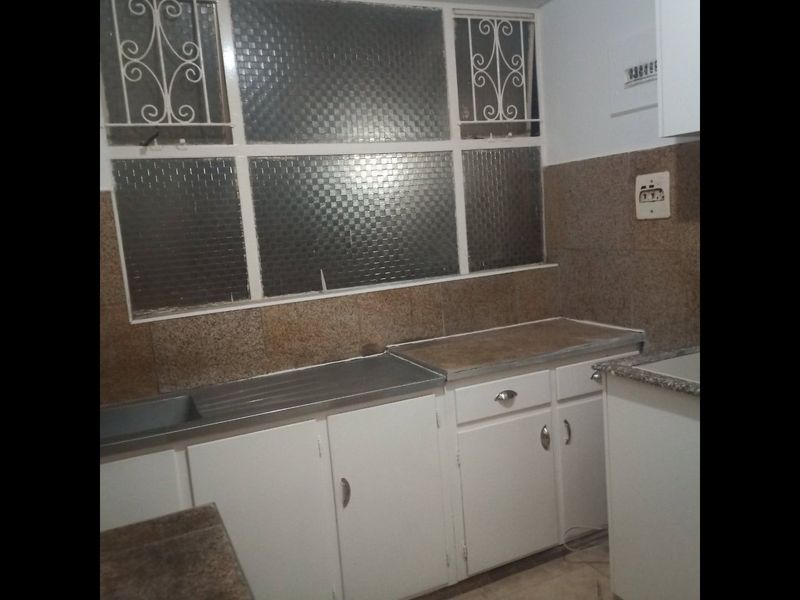 Rental property to let in north beach - Photo 3