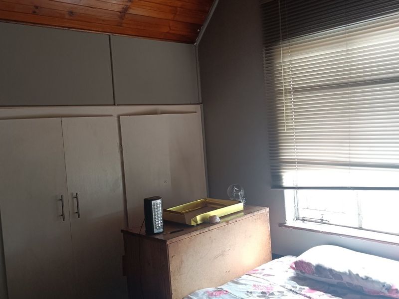 Neat 3 bedroomed townhouse for sale in Cleland !  - Photo 8