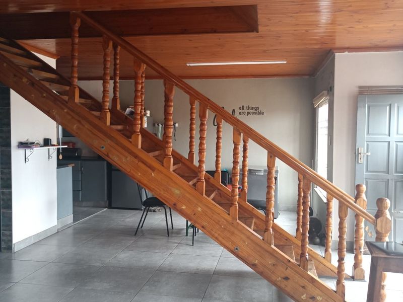 Neat 3 bedroomed townhouse for sale in Cleland !  - Photo 5