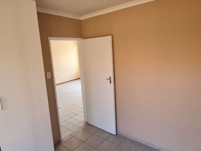 Affordable Town Home – Starter or Investment - Photo 8