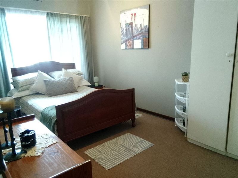 Duplex Beauty – Low Maintenance Living - Photo 5