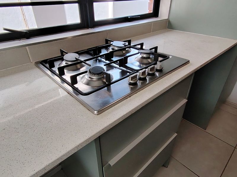 Exclusive Estate Living - 3 Bedroom Townhouse in The Manhattan, Amberfield, Centurion. - Photo 4