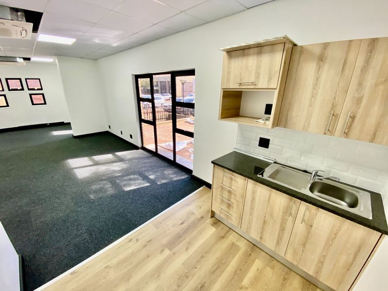A-Grade Office Space Available In Lynnwood - Photo 4