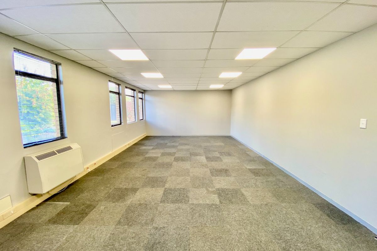 Modern Office Suite To Let In Boardwalk - Photo 5