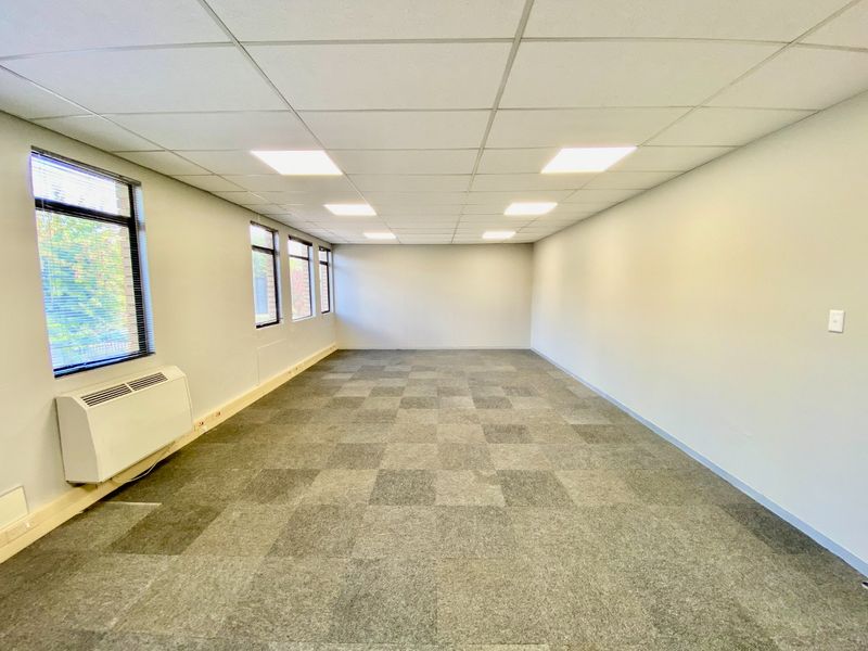 Modern Office Suite To Let In Boardwalk - Photo 5