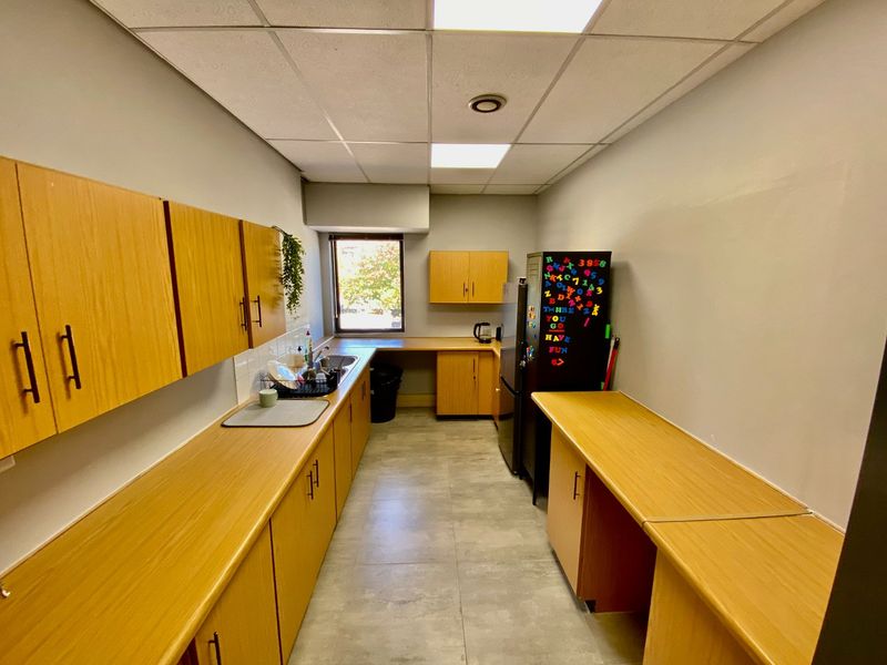 Modern Office Suite To Let In Boardwalk - Photo 10