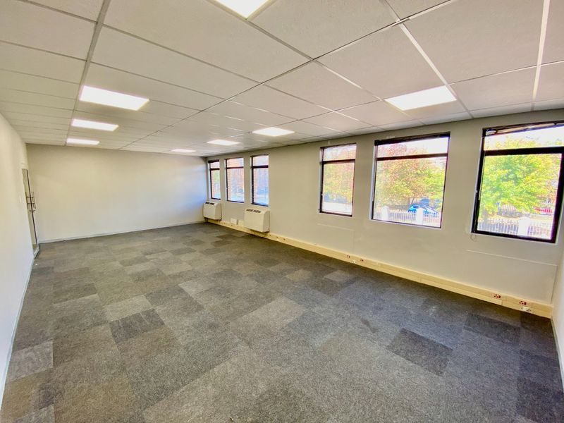 Modern Office Suite To Let In Boardwalk - Photo 8