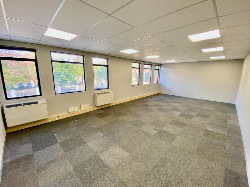 Modern Office Suite To Let In Boardwalk - Photo 4