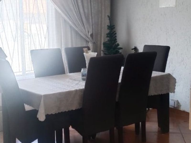 A lovely 3 bedroom family Home for Rental at Birch Acres - Photo 5