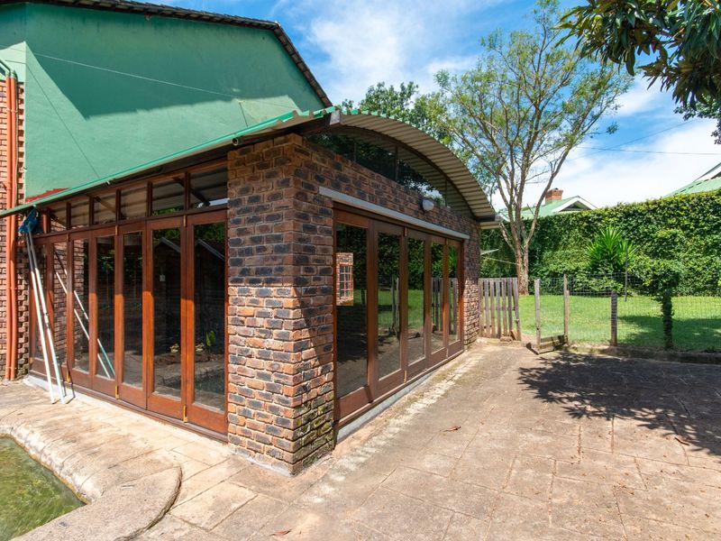 Spacious double-storey home in gated area in White River Ext 18 - Photo 6