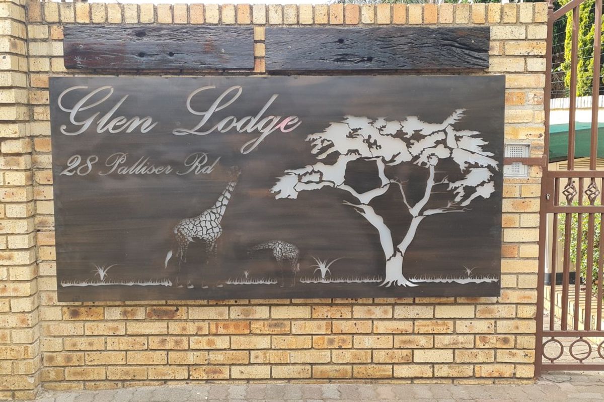 2 bedroom unit - Photo 4