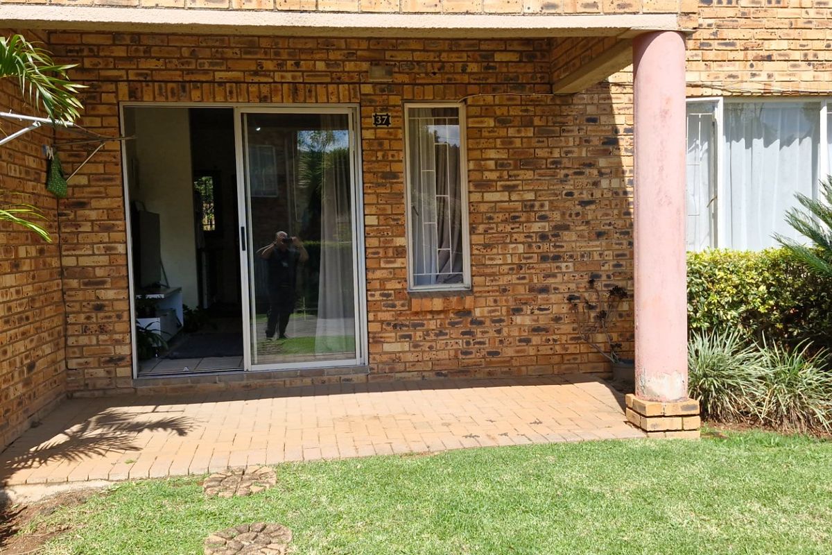 Modern Flat with Pool Access - Photo 3