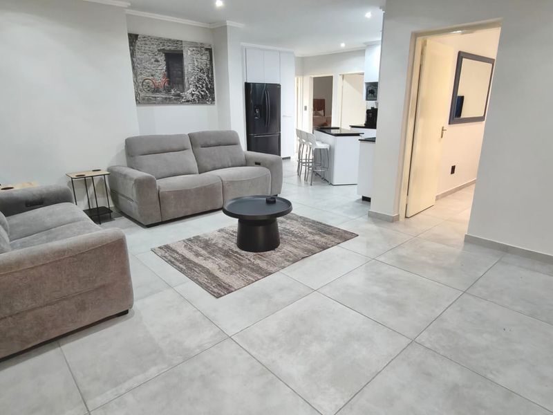 Immaculate 4-Bedroom Fully Furnished Home in Marina Letata – Luxury Living on the Vaal Dam - Photo 9