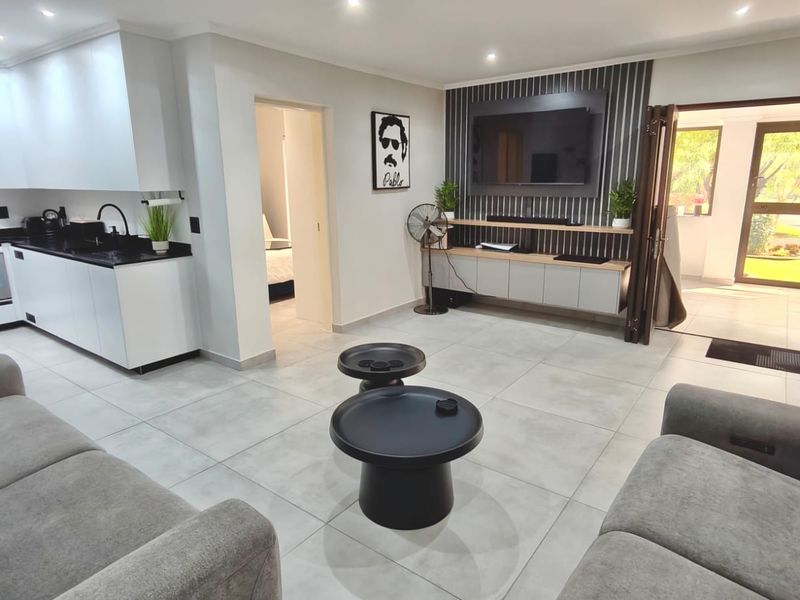 Immaculate Turn key 4-Bedroom Fully Furnished Home in Marina Letata – Luxury Living on the Vaal Dam - Photo 7