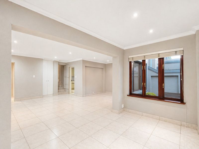 Comfortable Living in a Secure Fairland Community - Photo 5