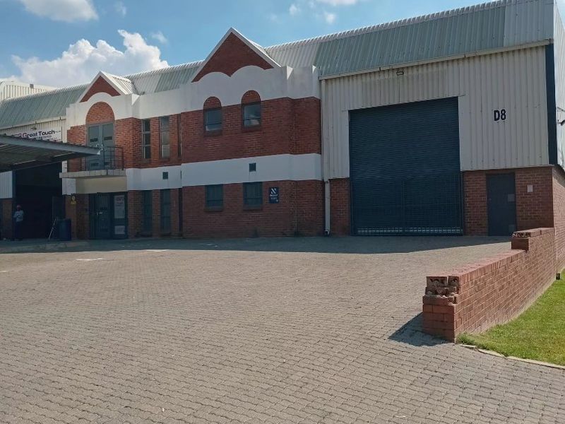 Secure, Scalable & Well-Located409m2 Industrial Unit To Let in Randjespark  - Photo 2
