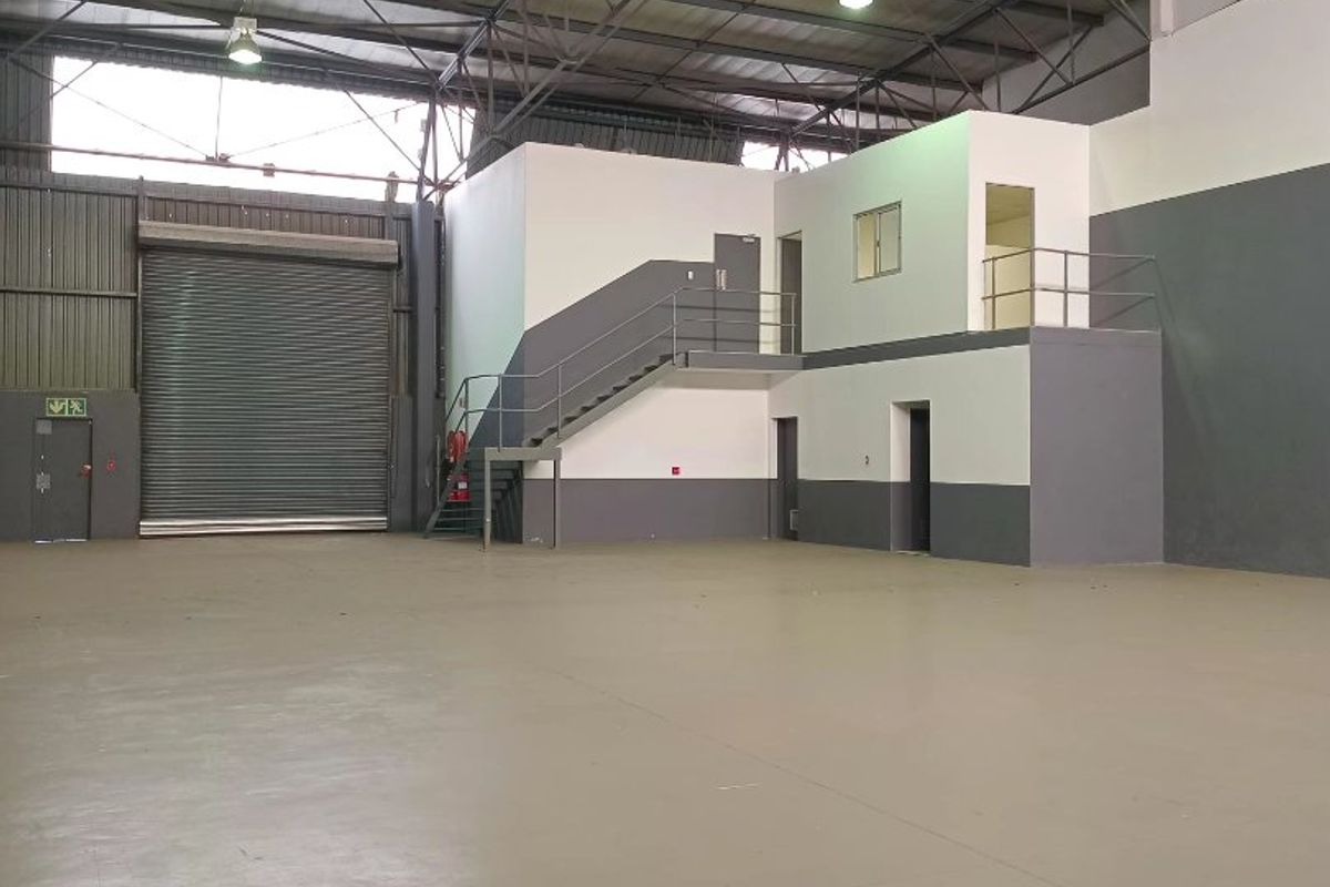 Secure, Scalable & Well-Located409m2 Industrial Unit To Let in Randjespark  - Photo 5