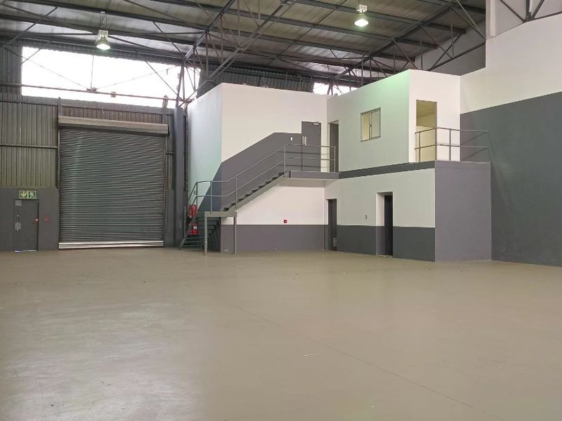 Secure, Scalable & Well-Located409m2 Industrial Unit To Let in Randjespark  - Photo 5