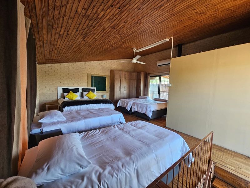 River front property - Photo 4