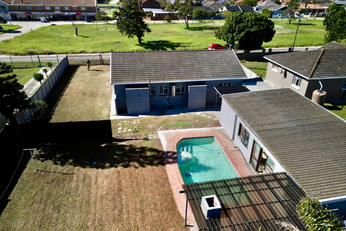 Charming 3 bed home in Kabega with 2 bed granny flat - Photo 2