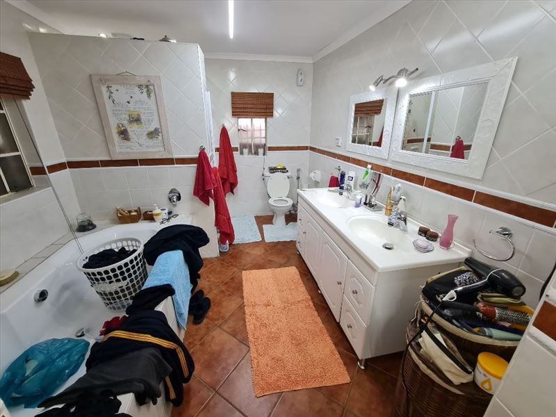 A Spacious Family Home Packed With Character! - Photo 9