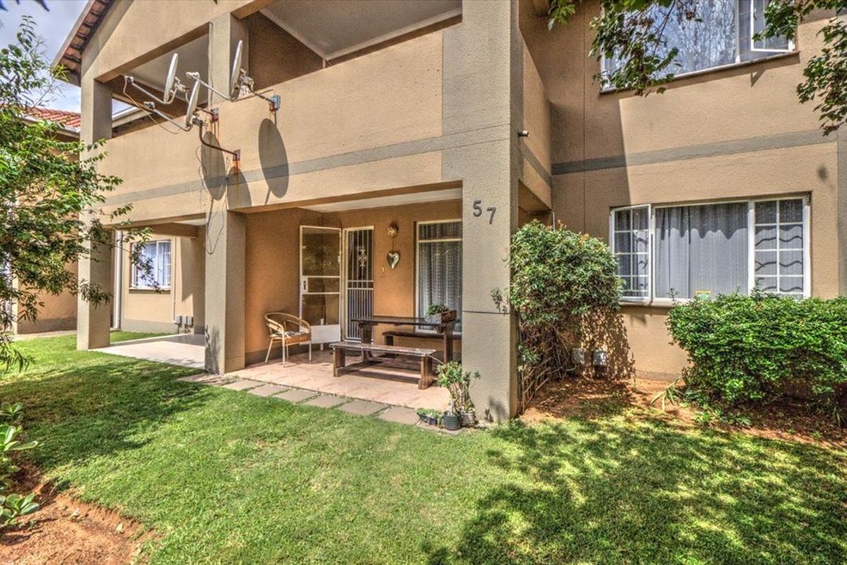 Chic 65m2 Ground Floor Town House: A Unit with Space and Serenity - Photo 2