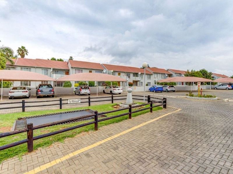 Cozy First-Home Opportunity – Affordable & Inviting - Photo 3