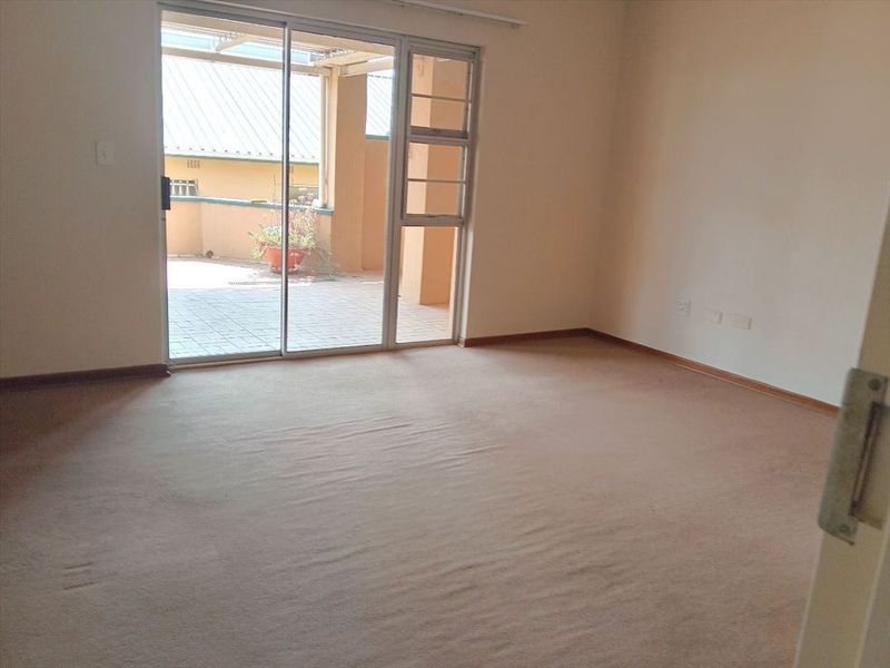 Retire in Style – Serene Simplex Living - Photo 8